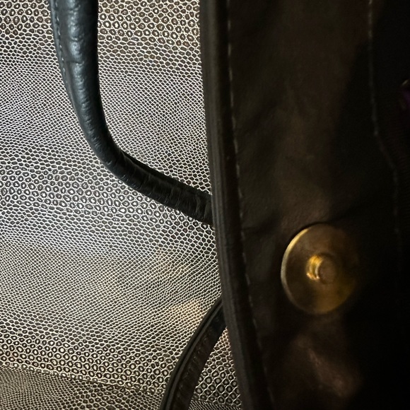 Vintage genuine leather black and gold purse - Picture 11 of 14